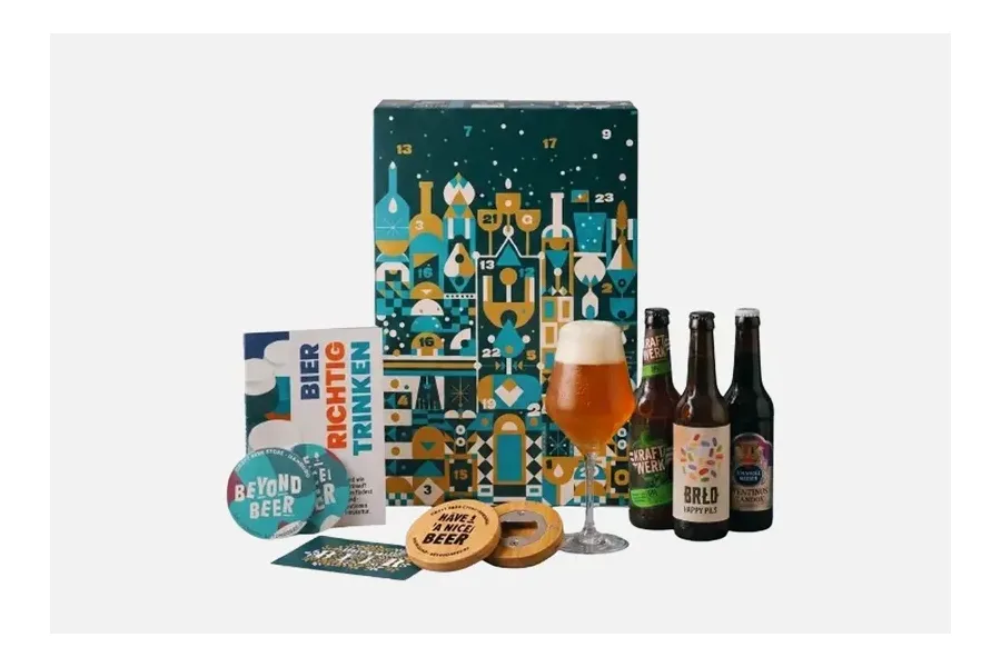 Beyond Beer Classic Edition Bier-Adventskalender 2026 mit Glas, Flaschen und Bierdeckeln