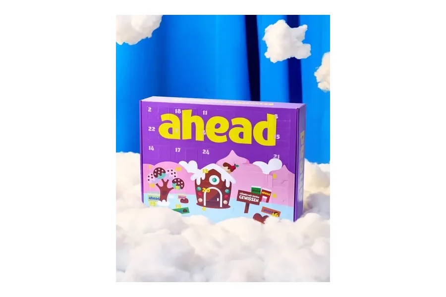 Lila ahead Winterstars Adventskalender 2026 auf Wattewolken