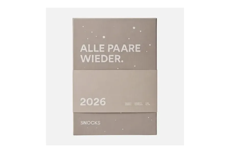 SNOCKS Socken-Adventskalender 2026 in grauer Box mit Aufschrift Alle Paare wieder